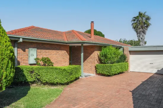 9 Rokeby Crescent, Craigieburn, Vic 3064