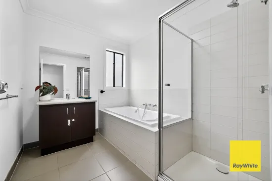 9 Romek Way, Truganina, Vic 3029-Image