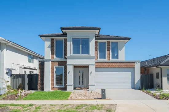 9 Royal Mile Avenue, Berwick VIC 3806 - For Rent