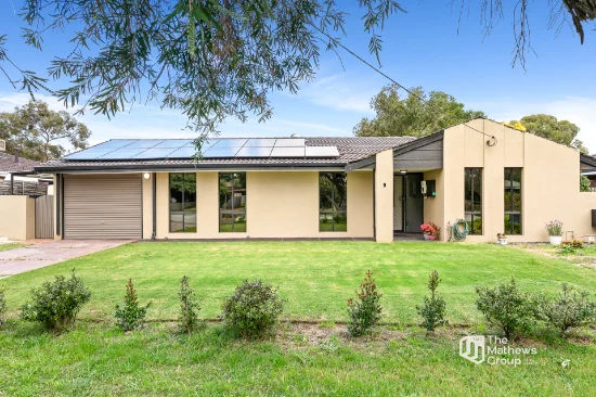 9 Saffron Court, Kelmscott, WA 6111