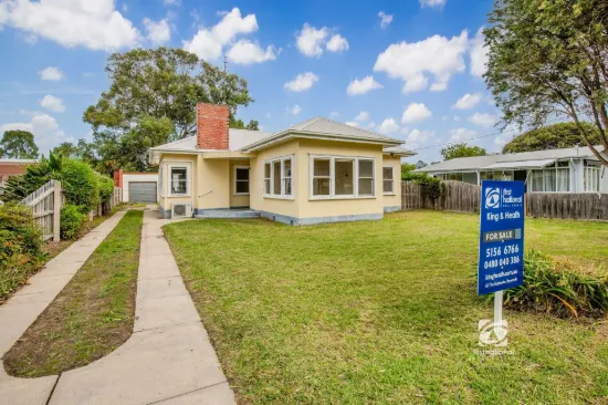 9 School Road, Eagle Point, Vic 3878