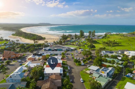 9 Scott Street, Crescent Head, NSW 2440