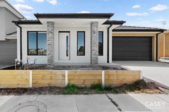 9 Sermon Street, Cranbourne South, Vic 3977