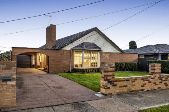 9 Somerlayton Crescent, Fawkner, Vic 3060