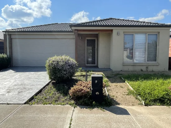 9 Spencer Street, Point Cook, Vic 3030 - For Rent