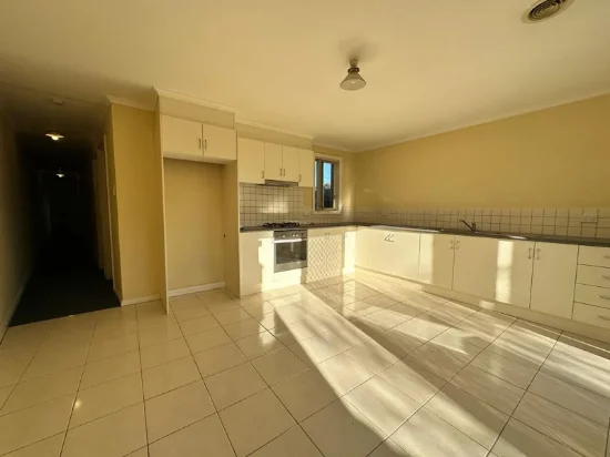 9 Station Road, Deer Park, Vic 3023