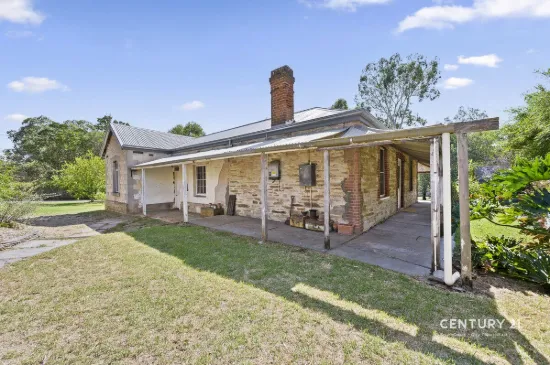 9 Station Road, Willunga, SA 5172