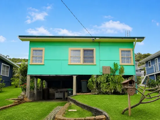 9 Stewart Street, Crescent Head, NSW 2440