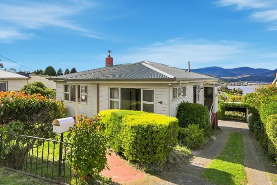 9 Sunshine Road, Austins Ferry, Tas 7011