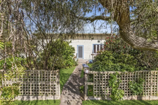9 Symonds Street, Crib Point, Vic 3919