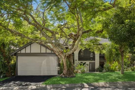 9 Tamarix Street, Chapel Hill, Qld 4069