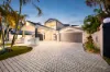 9 The Sovereign Mile, Sovereign Islands, Qld 4216-Image