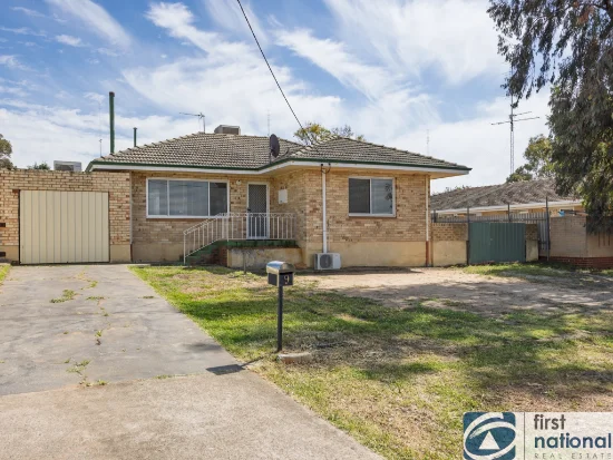 9 Thomson St, Northam, WA 6401
