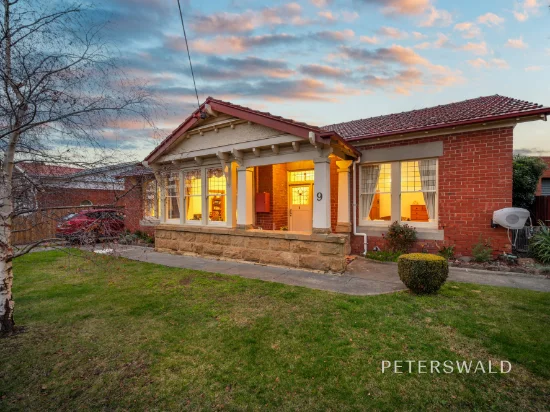 9 Tower Road, New Town, Tas 7008