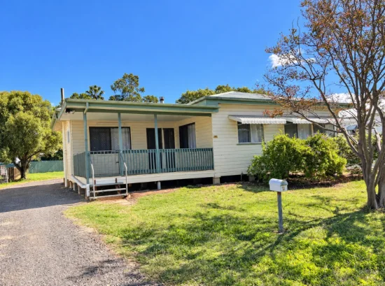 9 Walsh Street, Dalby, Qld 4405 - For Sale