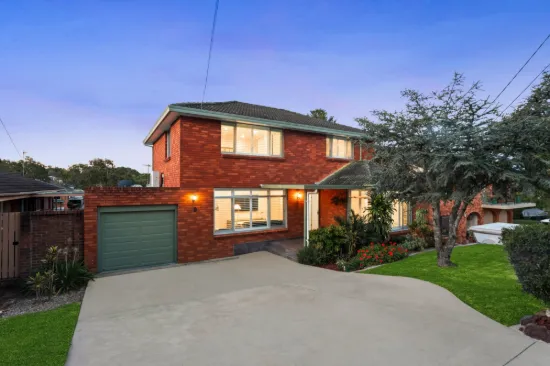 9 Waterside Parade, Peakhurst Heights, NSW 2210