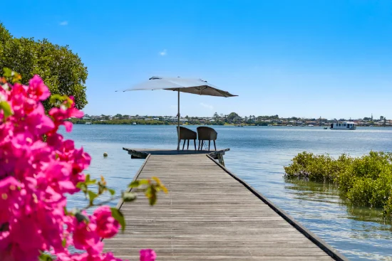 9 White Street, Victoria Point, Qld 4165