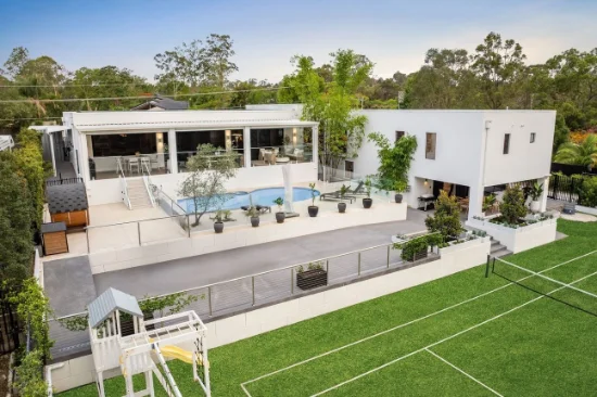 9 Winderadeen Court, Nerang, Qld 4211 - For Rent