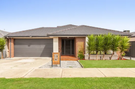 9 Wispering Ccrt, Kilmore, Vic 3764