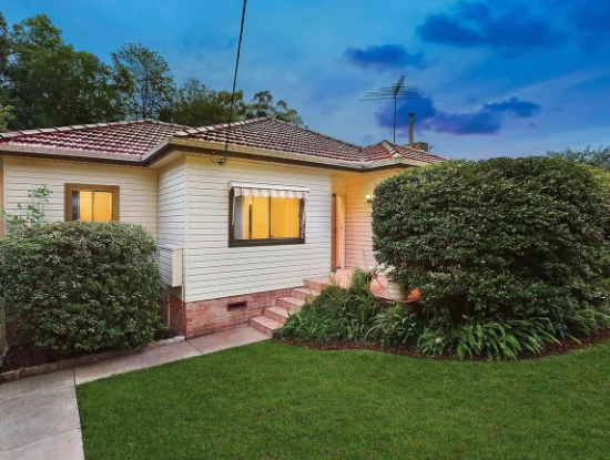 9 Woodbine Avenue, Normanhurst, NSW 2076