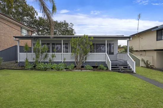 9 Yackerboom Avenue, Buff Point, NSW 2262