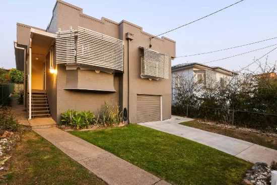 90 Cedar Street, Greenslopes, Qld 4120 - For Sale