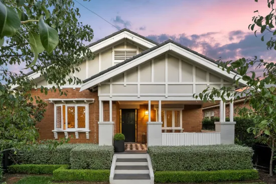 90 Clinton Street, Orange, NSW 2800