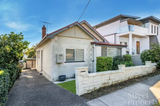 90 Crebert Street, Mayfield, NSW 2304