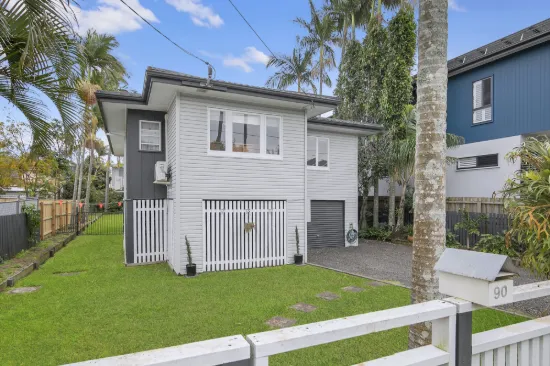 90 Dickenson Street, Carina, Qld 4152
