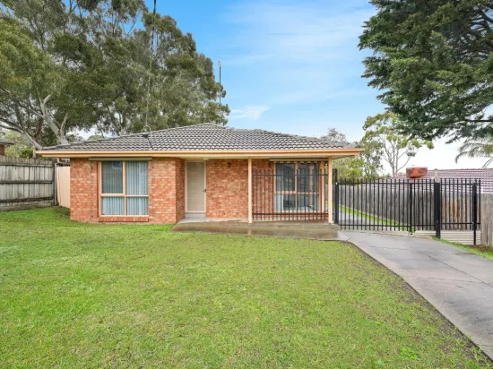 90 Eagle Drive, Pakenham, Vic 3810