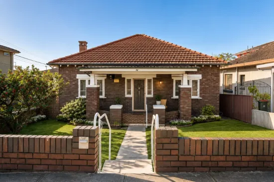 90 Hampden Road, Russell Lea, NSW 2046