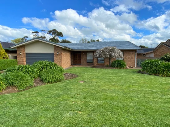 90 North Terrace, Mount Gambier, SA 5290 - For Rent