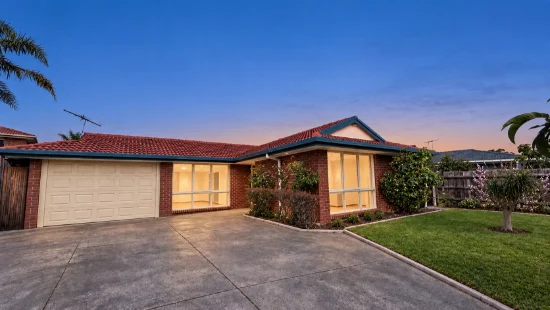 90 Palm Beach Drive, Patterson Lakes, Vic 3197