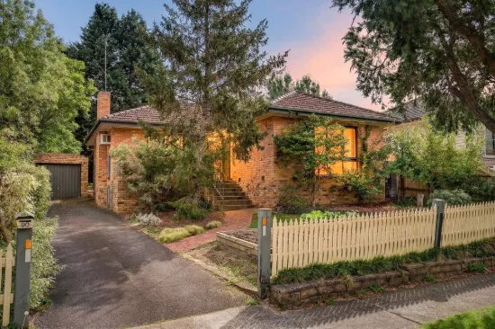 90 Shady Grove, Forest Hill, Vic 3131