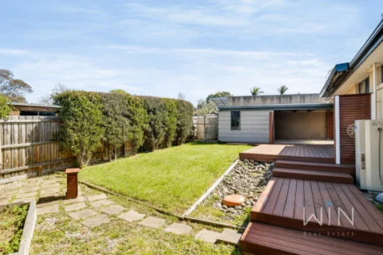 90 tiverton Drive, Mulgrave, Vic 3170 - For Rent