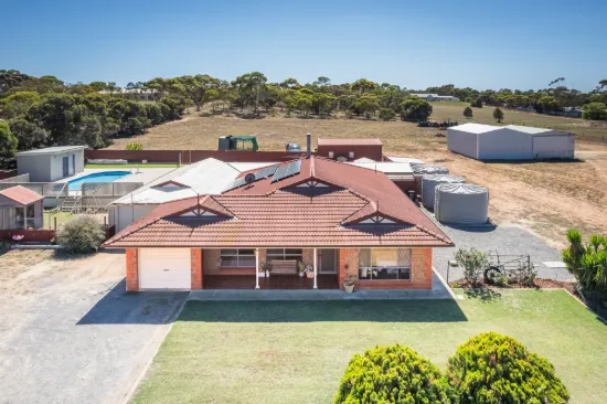 90 Tooma Drive, Murray Bridge East, SA 5253