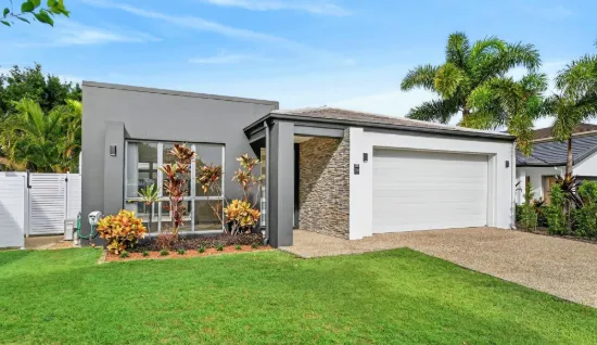 9124 Peter Senior Drive, Hope Island, Qld 4212