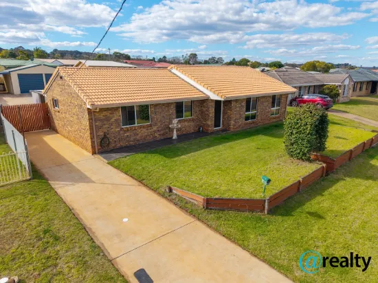 92 Doonkuna Street, Kingaroy, Qld 4610