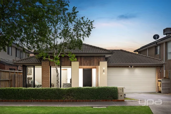 92 Evesham Drive, Point Cook, Vic 3030 - For Sale