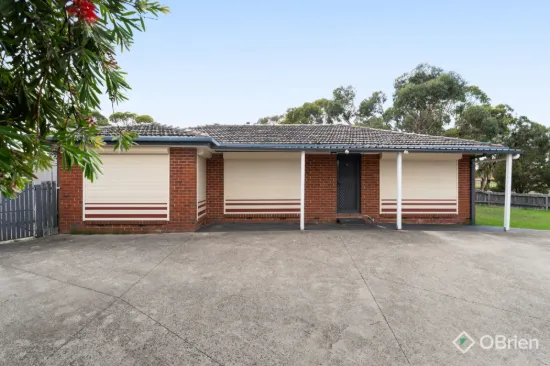 92 Gipps Crescent, Cranbourne North, Vic 3977