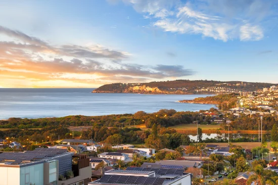 92 Headland Road, North Curl Curl, NSW 2099