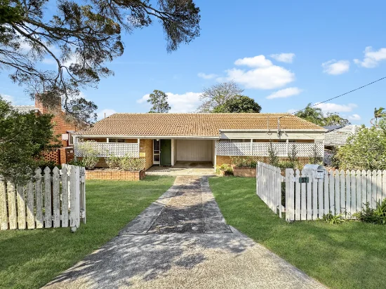 92 Kenmore Road, Kenmore, Qld 4069