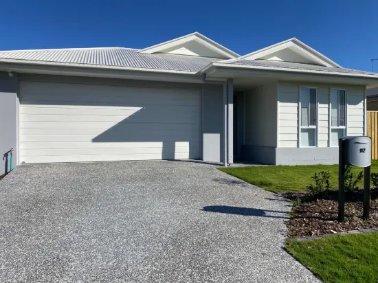 92 Langland Cct, Walloon, Qld 4306