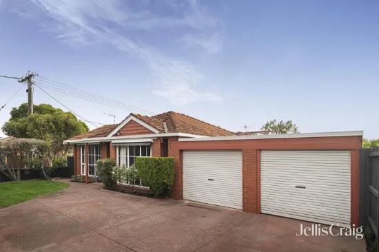 93 Blackburn Road, Doncaster East, Vic 3109