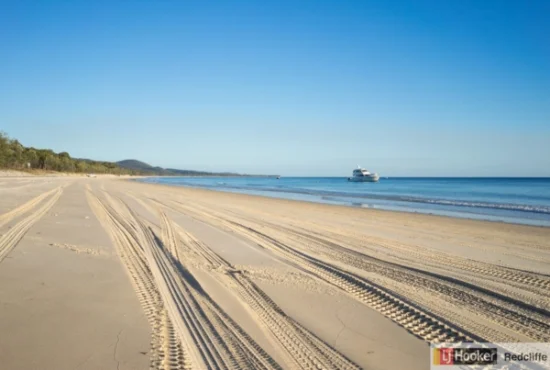 93 The Strand, Bulwer, Qld 4025-Image