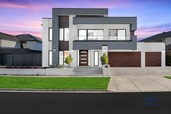 94 Burnbank Parade, Clyde North, Vic 3978