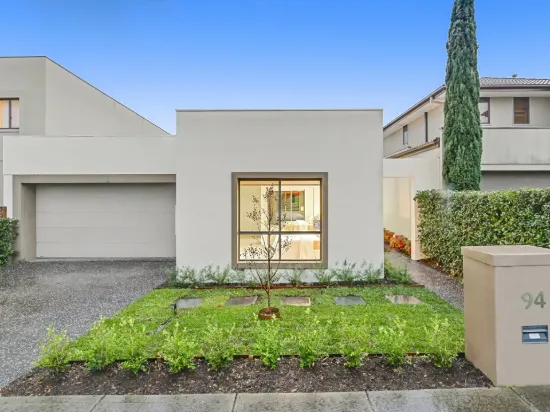 94 Meridian Circuit, Berwick, Vic 3806