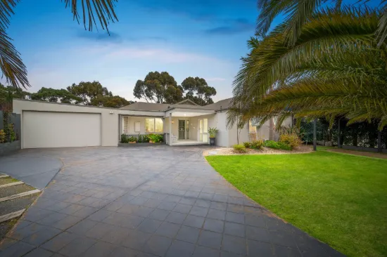 94 Palm Tree Drive, Safety Beach, Vic 3936