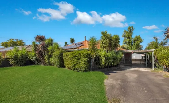 94 Racecourse Road, Pakenham, Vic 3810
