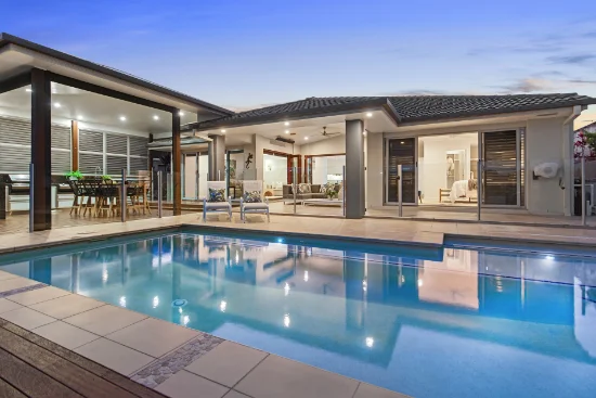 94 The Peninsula, Helensvale, Qld 4212